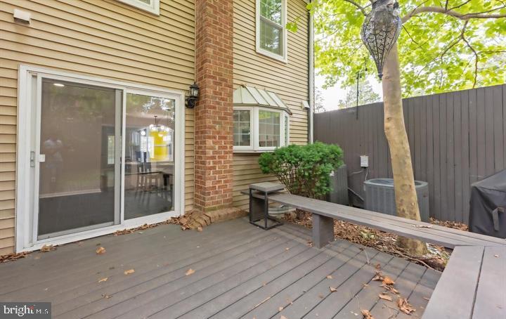 2317 37th St Nw #upper Property Photo 48