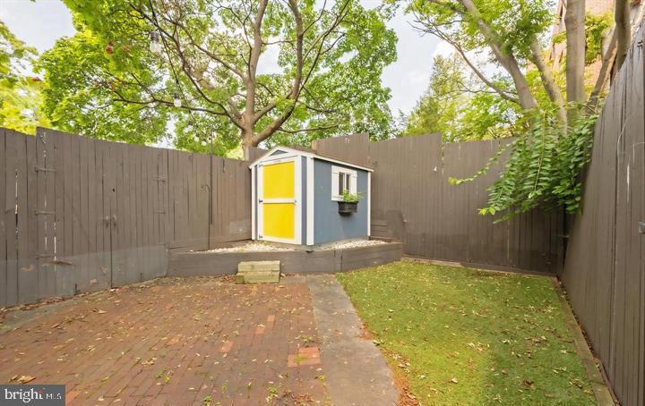 2317 37th St Nw #upper Property Photo 51