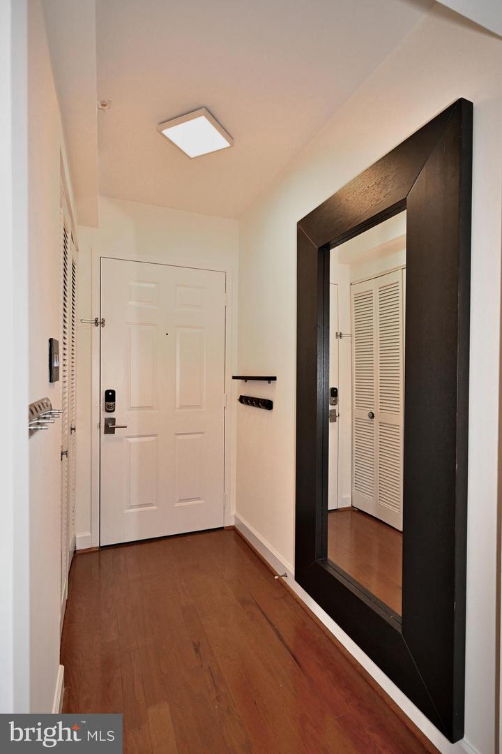 3615 38th St Nw #277 Property Photo 4