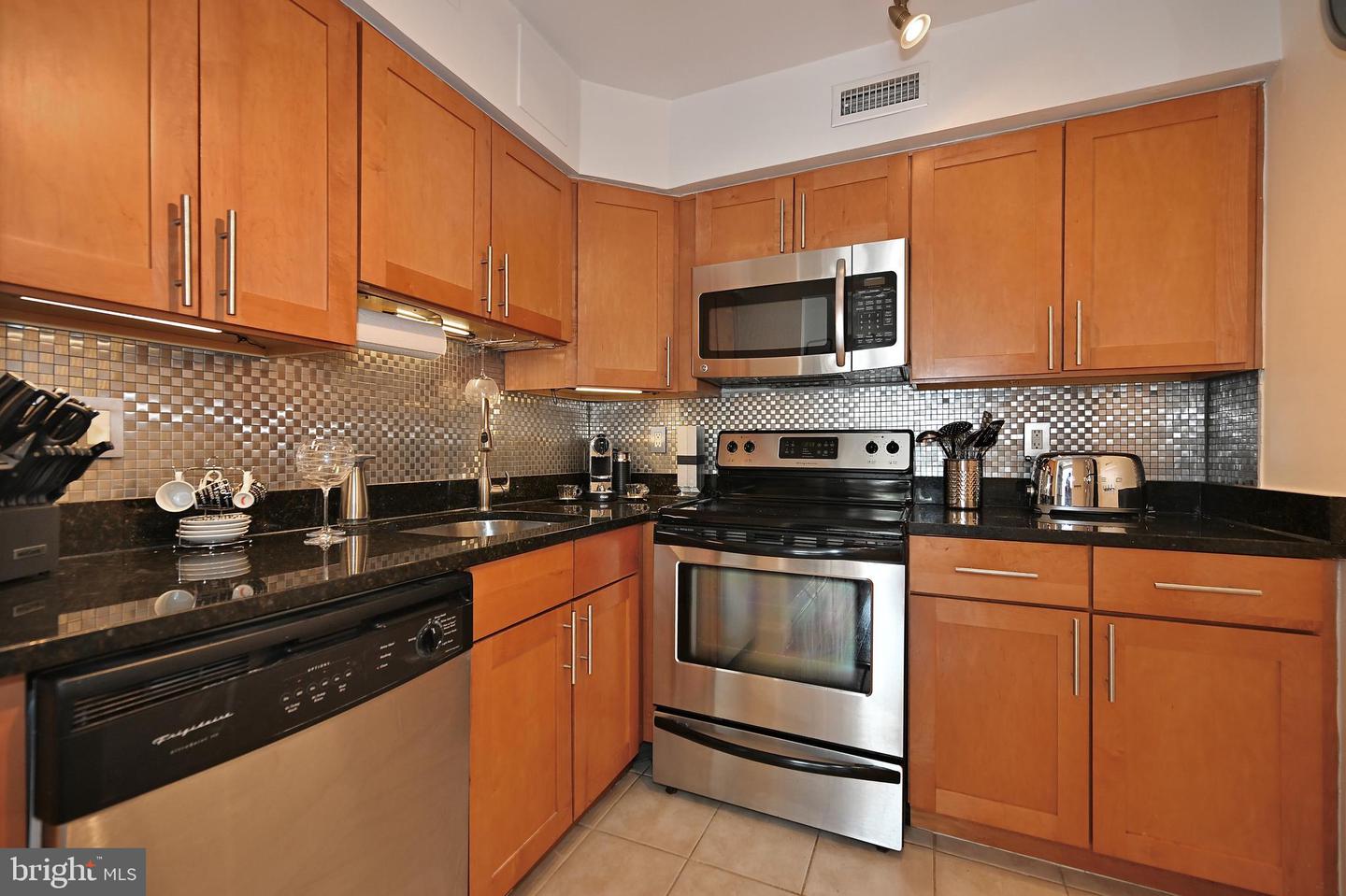 3615 38th St Nw #277 Property Photo 18