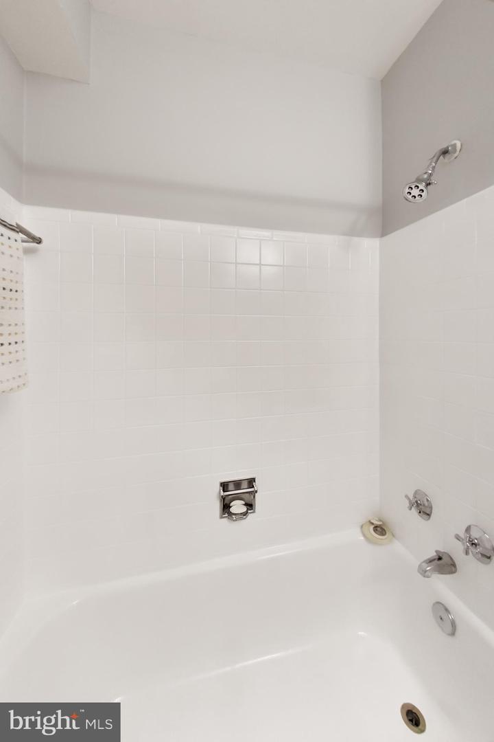 4301 Massachusetts Ave Nw #5014 Property Photo 29