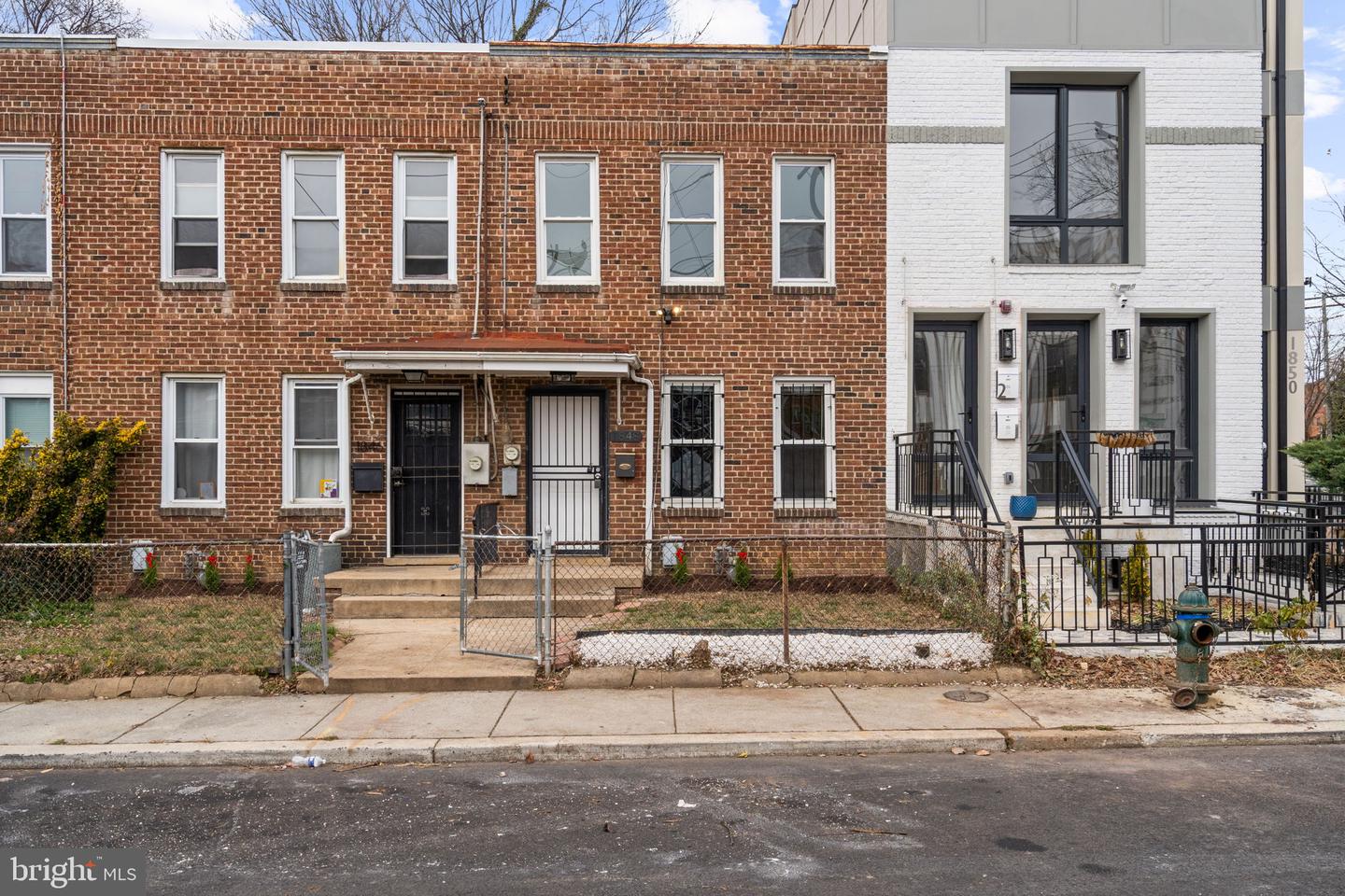 1848 CAPITOL AVE NE Property Photo 1
