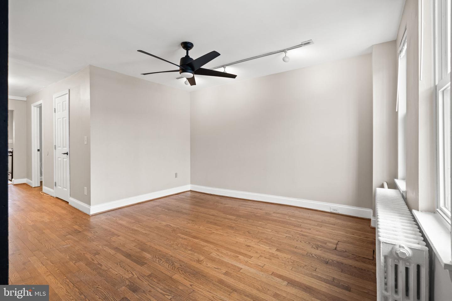 1848 Capitol Ave Ne Property Photo 4
