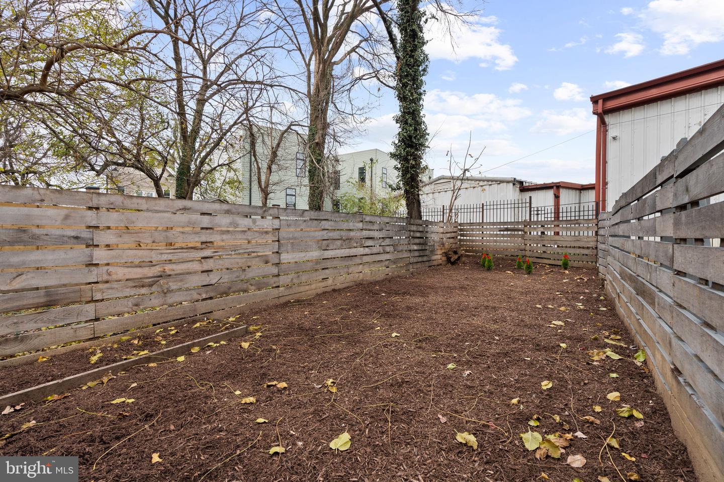 1848 Capitol Ave Ne Property Photo 16