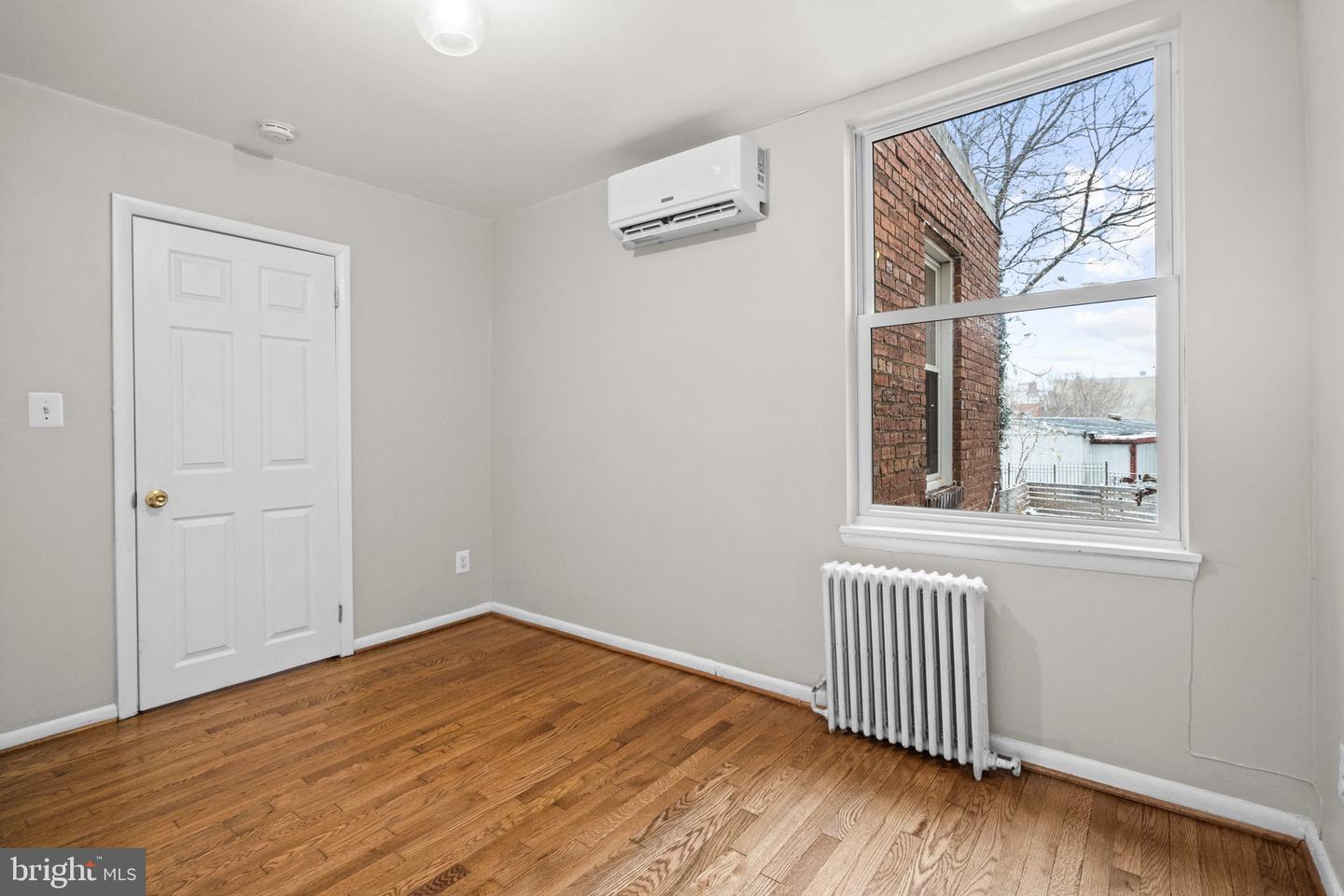 1848 Capitol Ave Ne Property Photo 33
