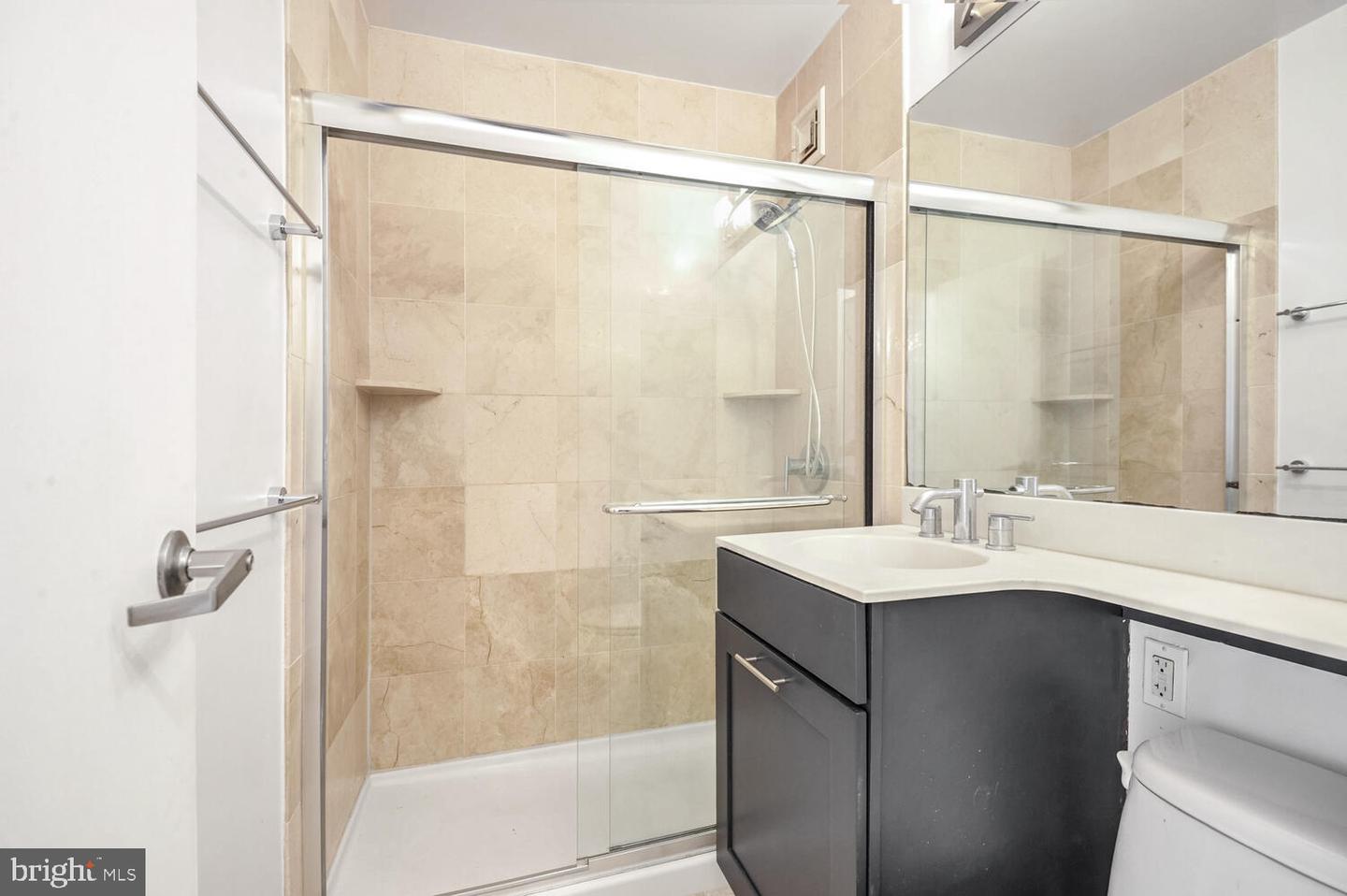2639 15th St Nw #101 Property Photo 14