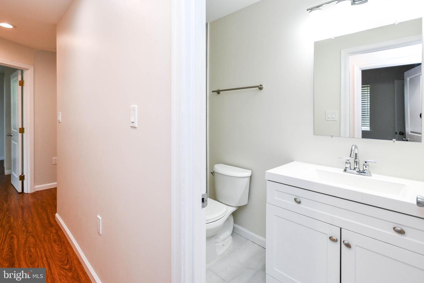 531 Hilltop Ter Se Property Photo 12