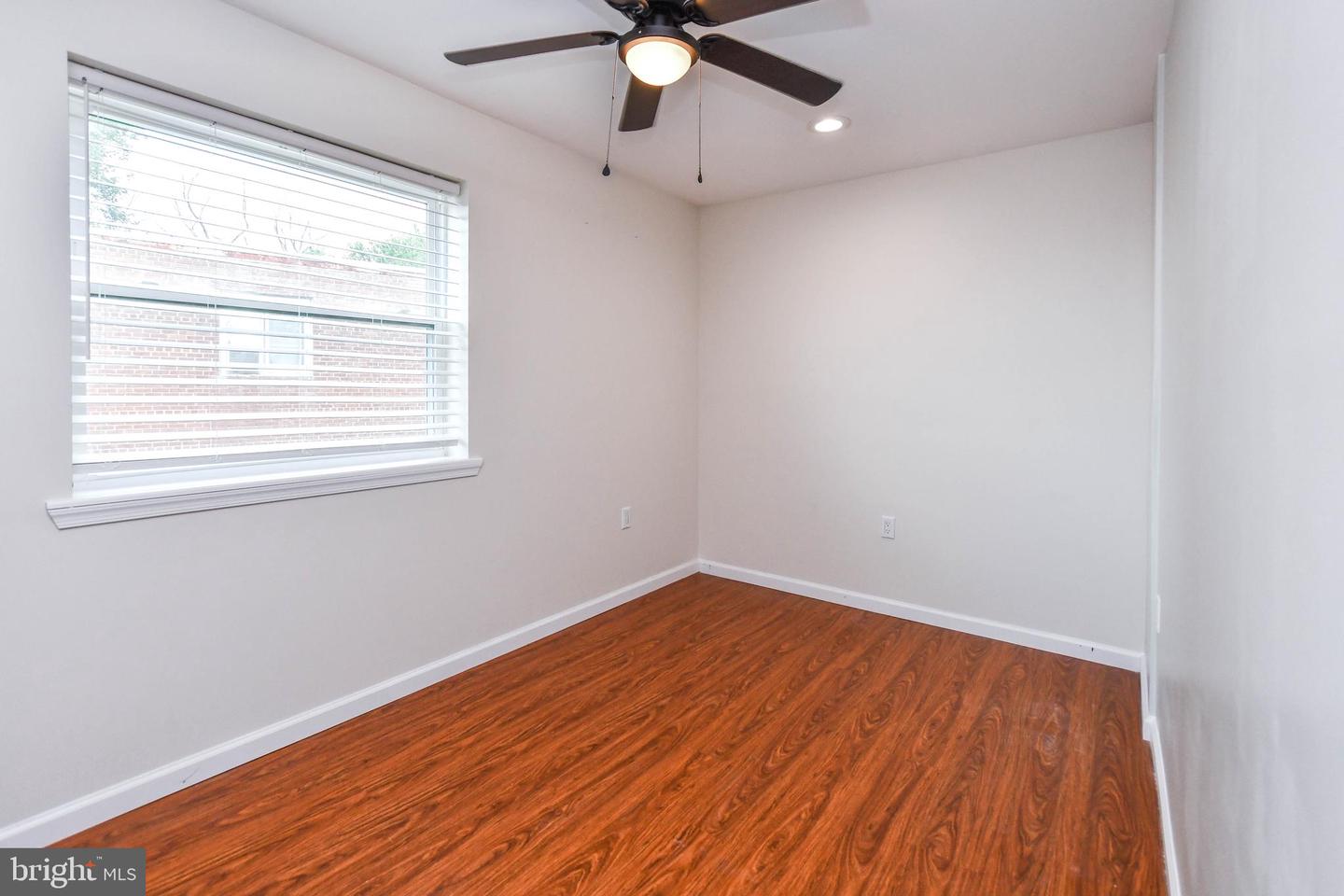 531 Hilltop Ter Se Property Photo 24