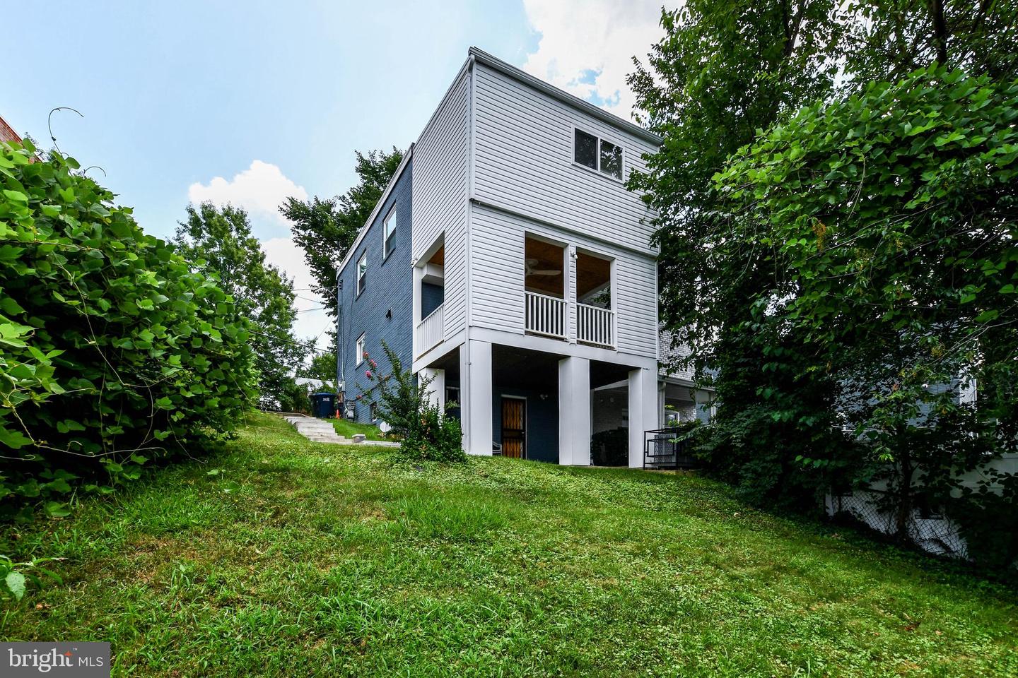 531 Hilltop Ter Se Property Photo 33