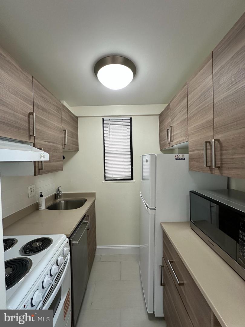 2141 I St Nw #412 Property Photo 5