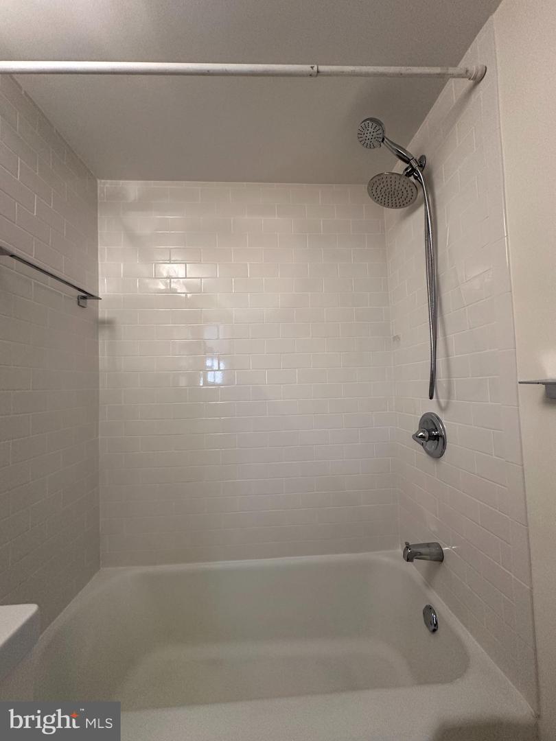 2141 I St Nw #412 Property Photo 15