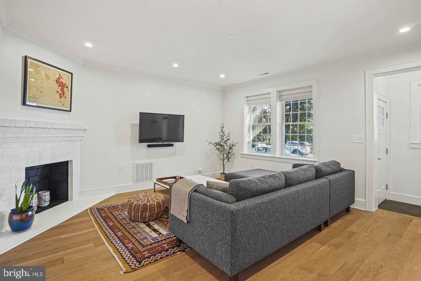 1920 35th St Nw Property Photo 13