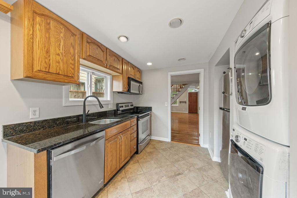1124 C St Ne Property Photo 9