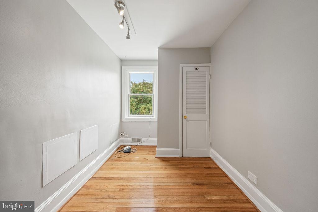 1124 C St Ne Property Photo 19