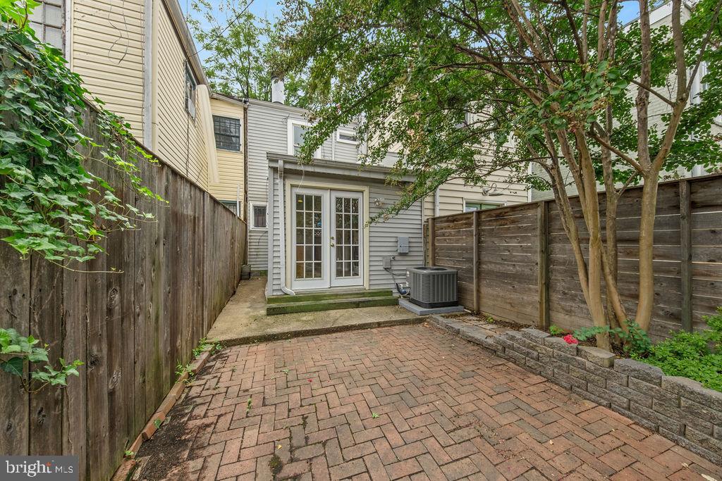 1124 C St Ne Property Photo 23