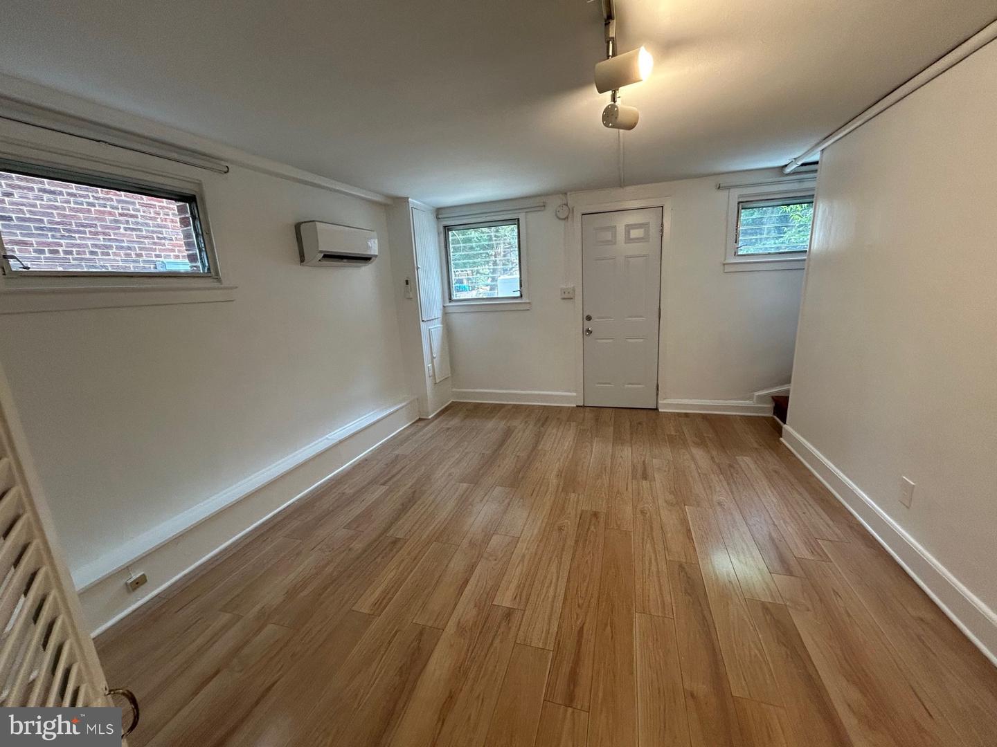 2036 Tunlaw Rd Nw Property Photo 11