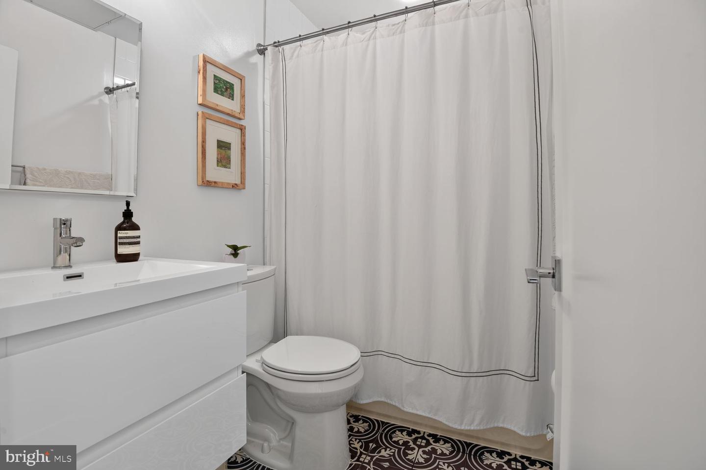 11 15th St Ne #8 Property Photo 11