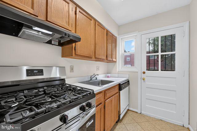 655 Kensington Pl Ne Property Photo 6