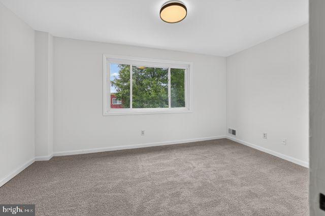 655 Kensington Pl Ne Property Photo 10