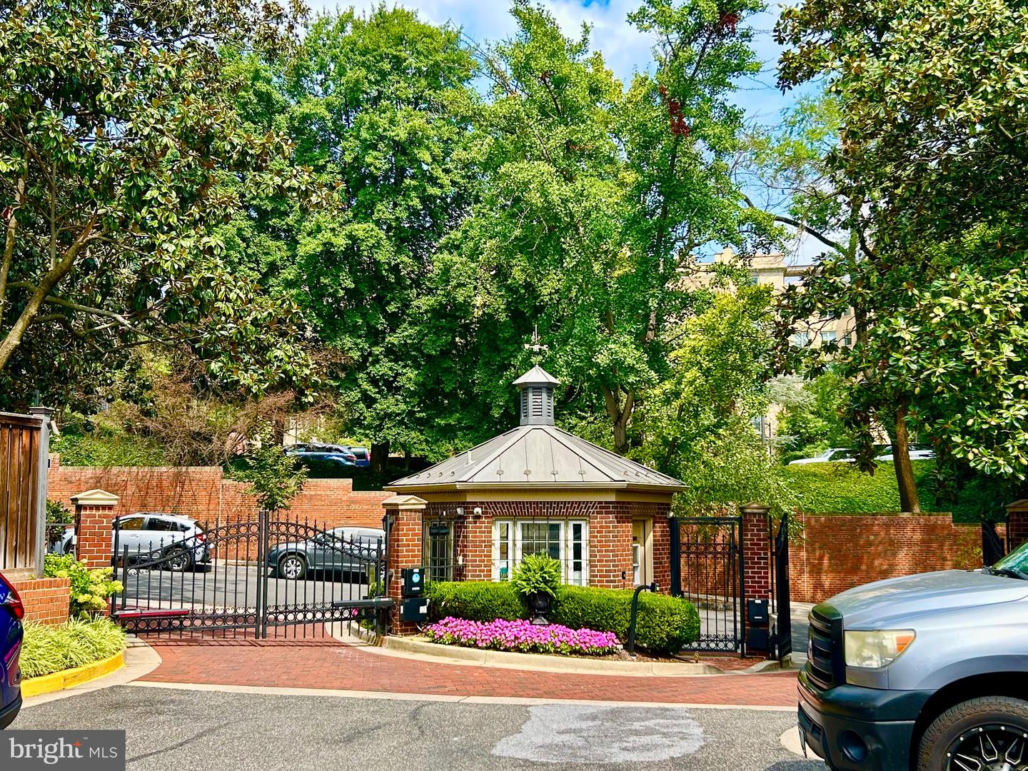1604 Beekman Pl Nw #a Property Photo 8