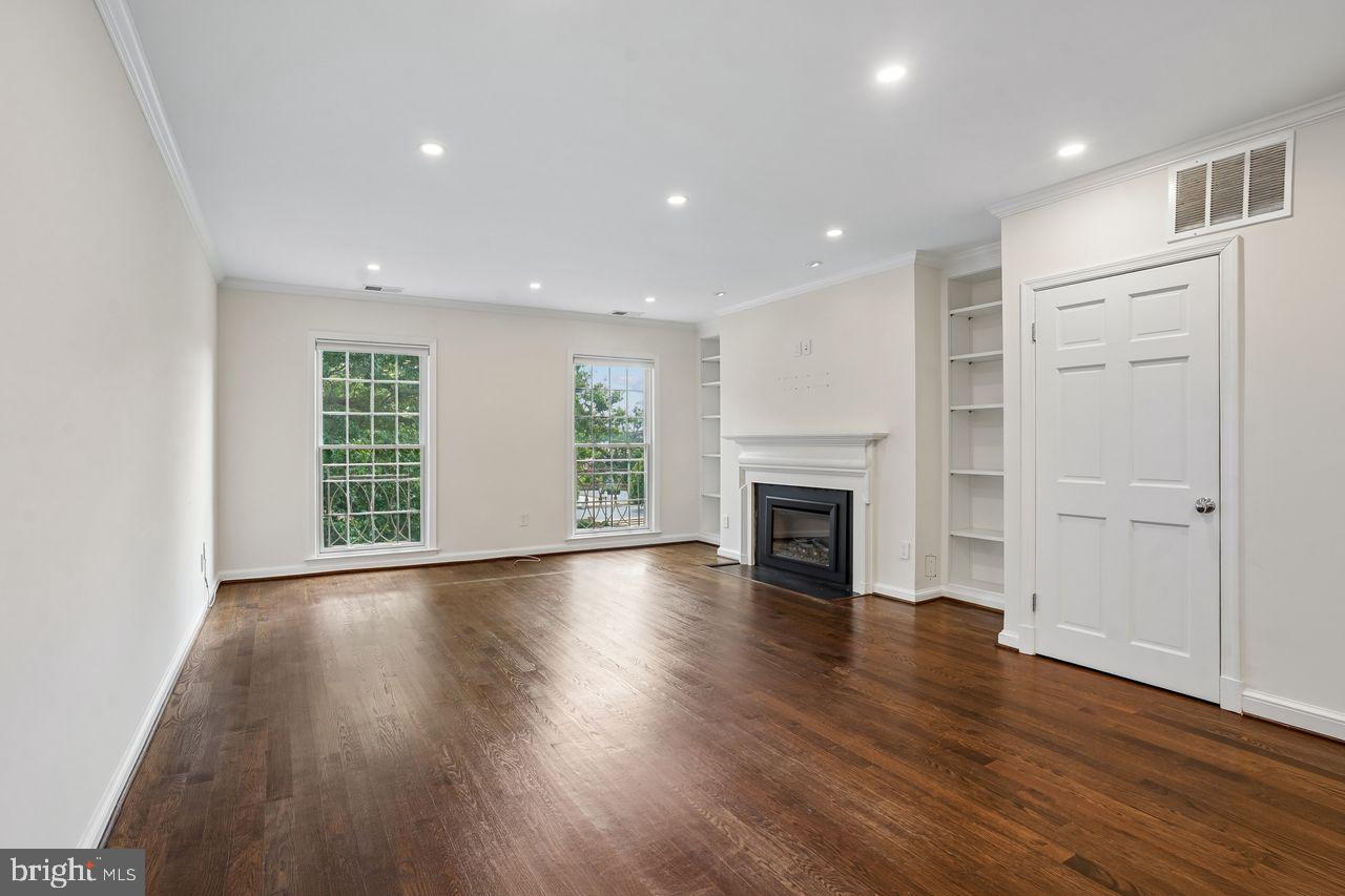 1604 Beekman Pl Nw #a Property Photo 17