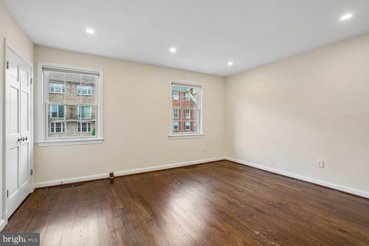 1604 Beekman Pl Nw #a Property Photo 33
