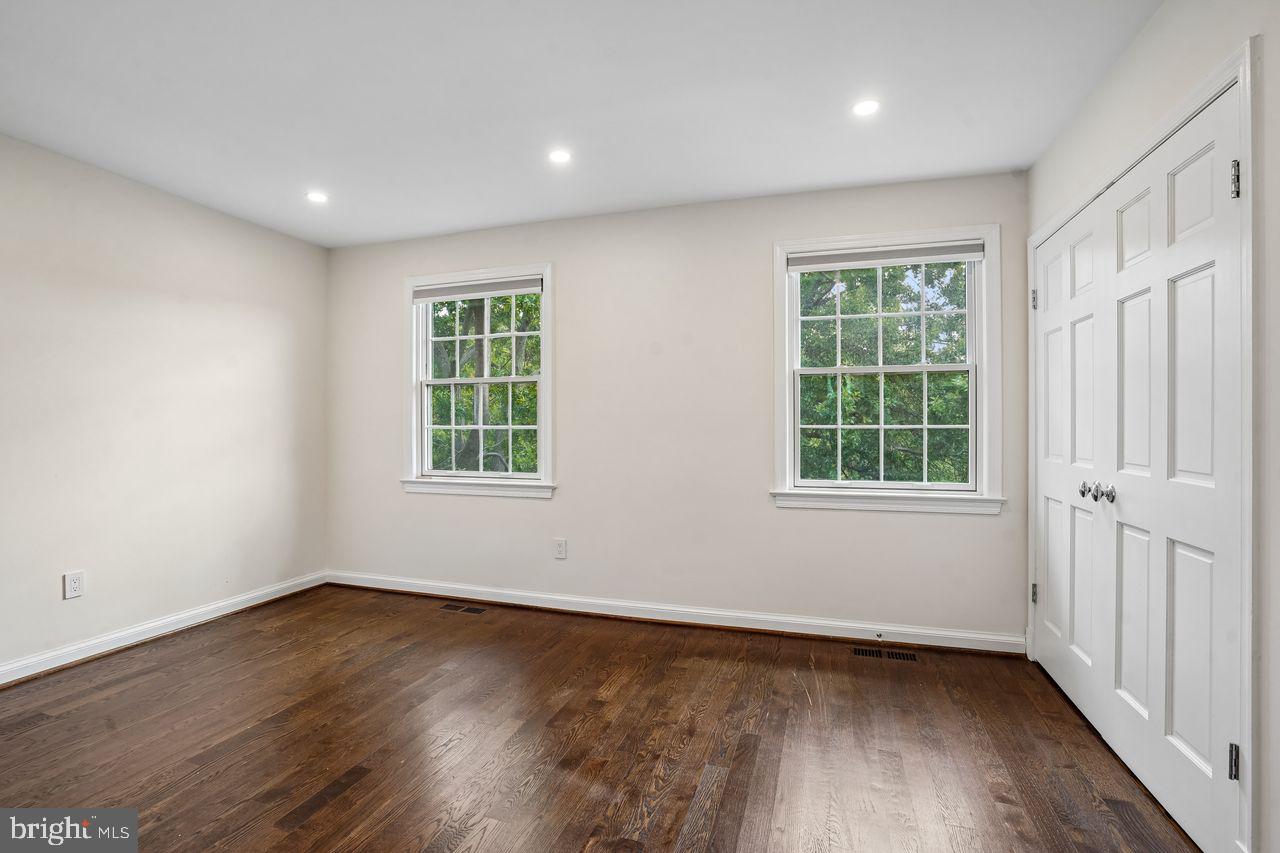 1604 Beekman Pl Nw #a Property Photo 35