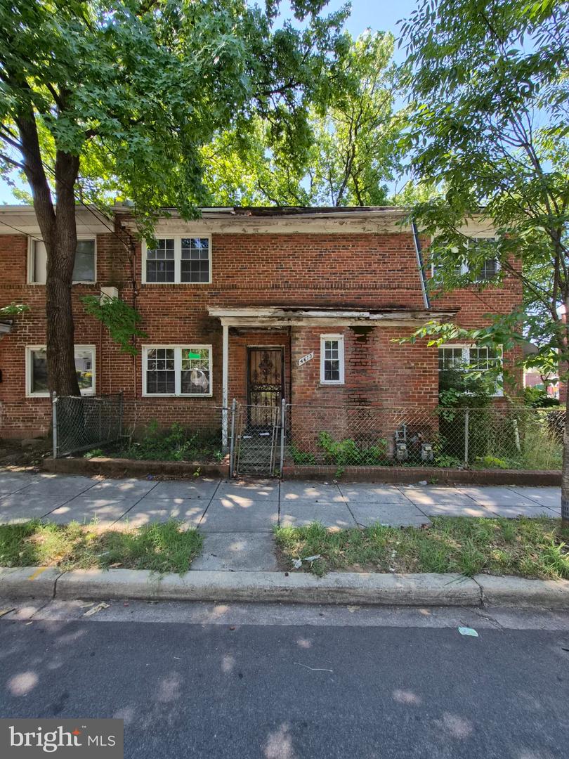 4613 Central Ave Ne Property Photo 1