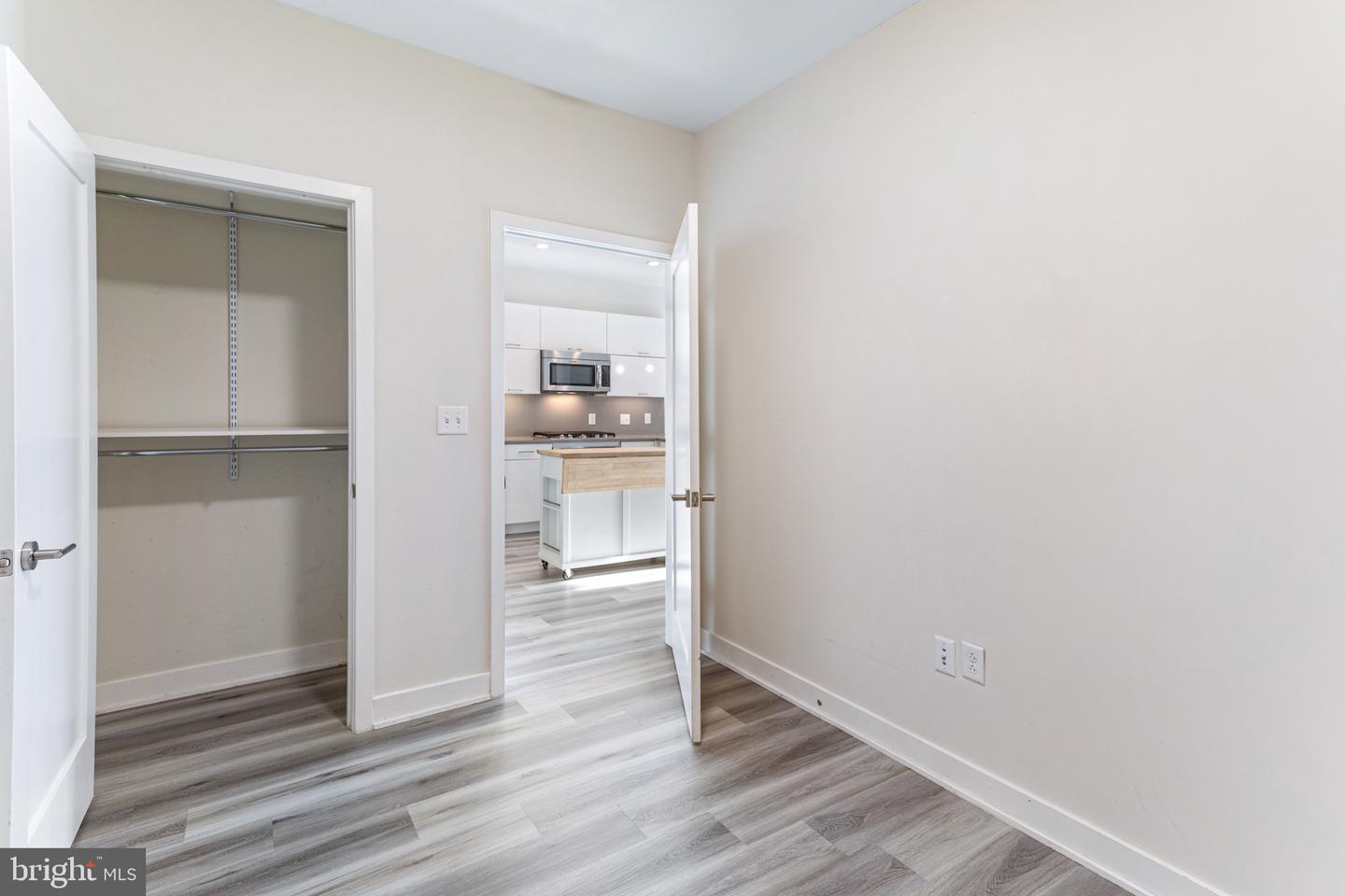 1350 Maryland Ave Ne #116 Property Photo 14