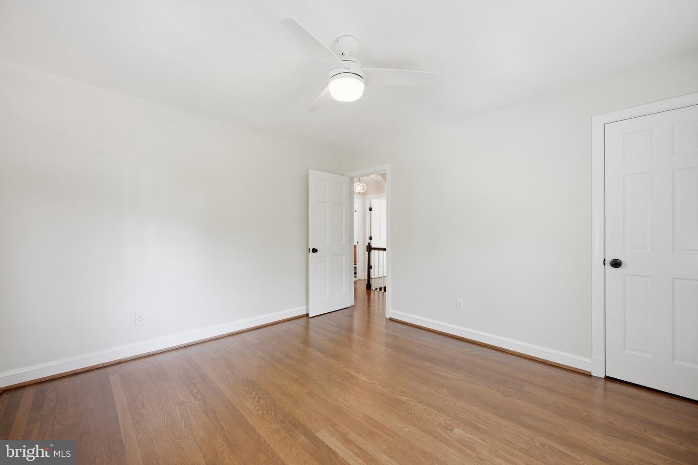 3155 Upland Ter Nw Property Photo 21