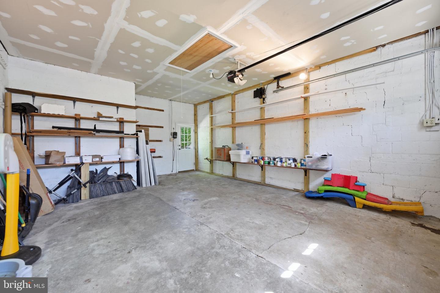 3155 Upland Ter Nw Property Photo 34