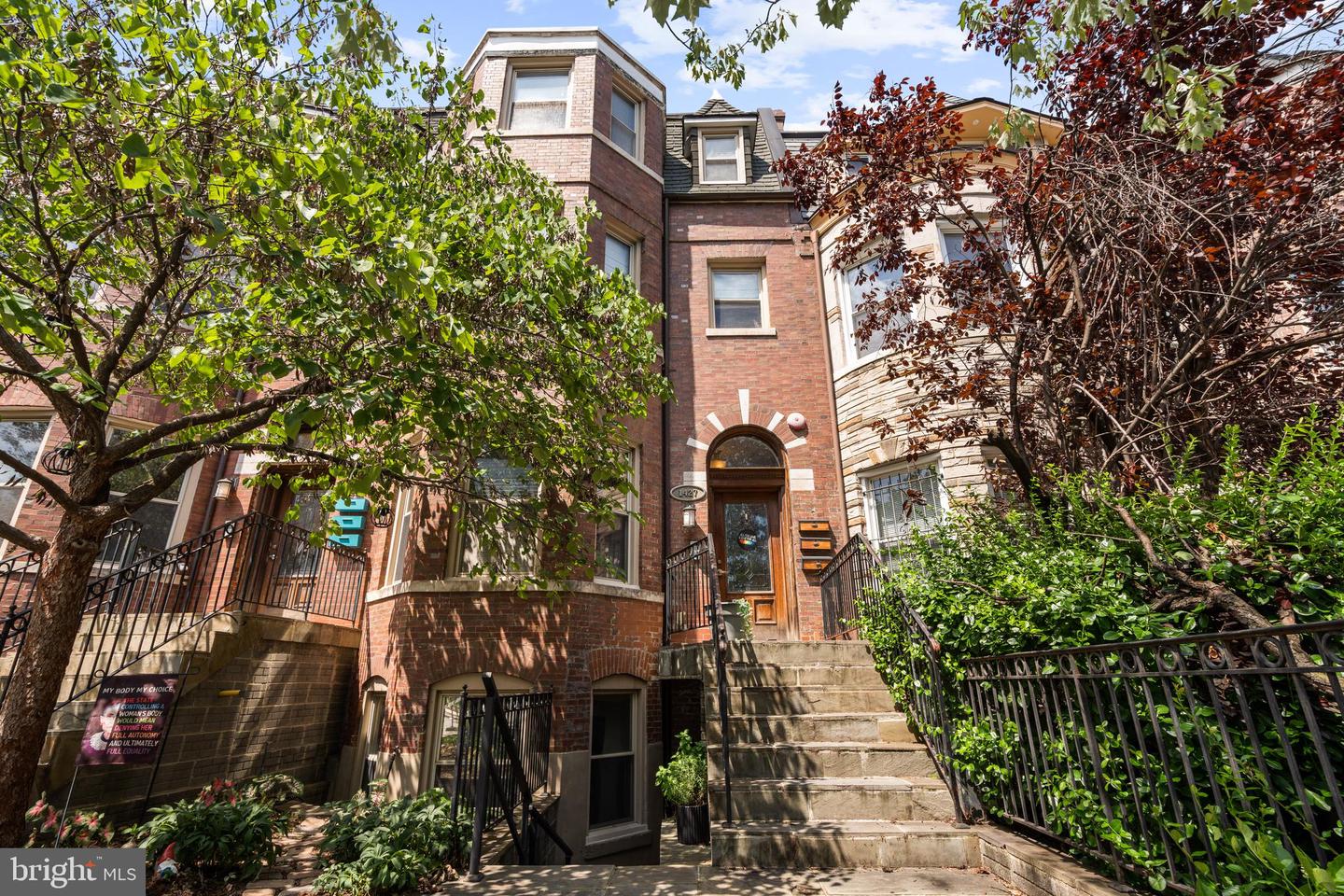 1427 Clifton St Nw #4 Property Photo 1