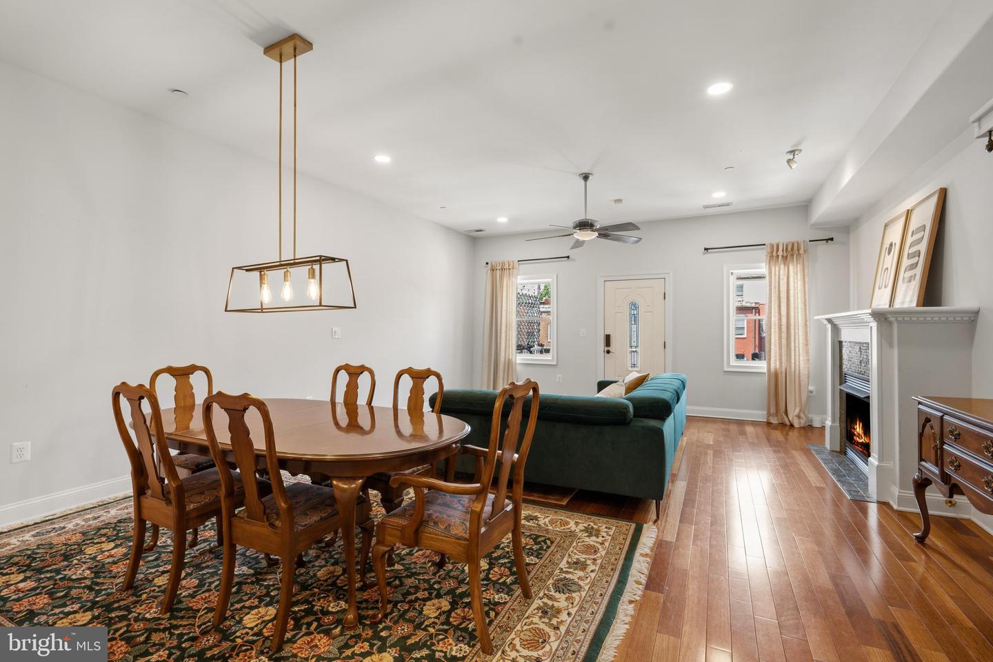 1427 Clifton St Nw #4 Property Photo 2