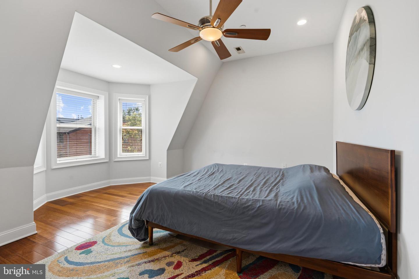1427 Clifton St Nw #4 Property Photo 8