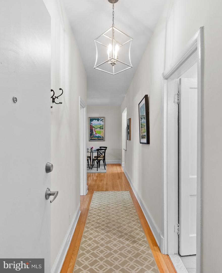2010 Kalorama Rd Nw #202 Property Photo 3