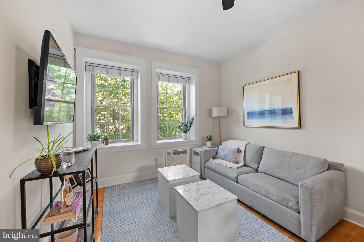 2010 Kalorama Rd Nw #202 Property Photo 6