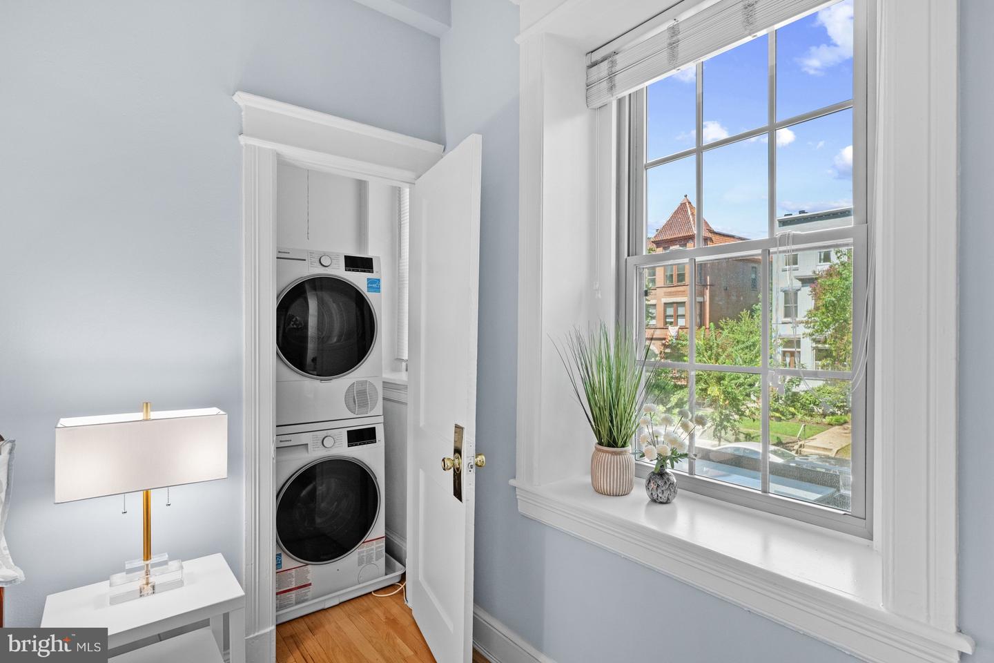 2010 Kalorama Rd Nw #202 Property Photo 13