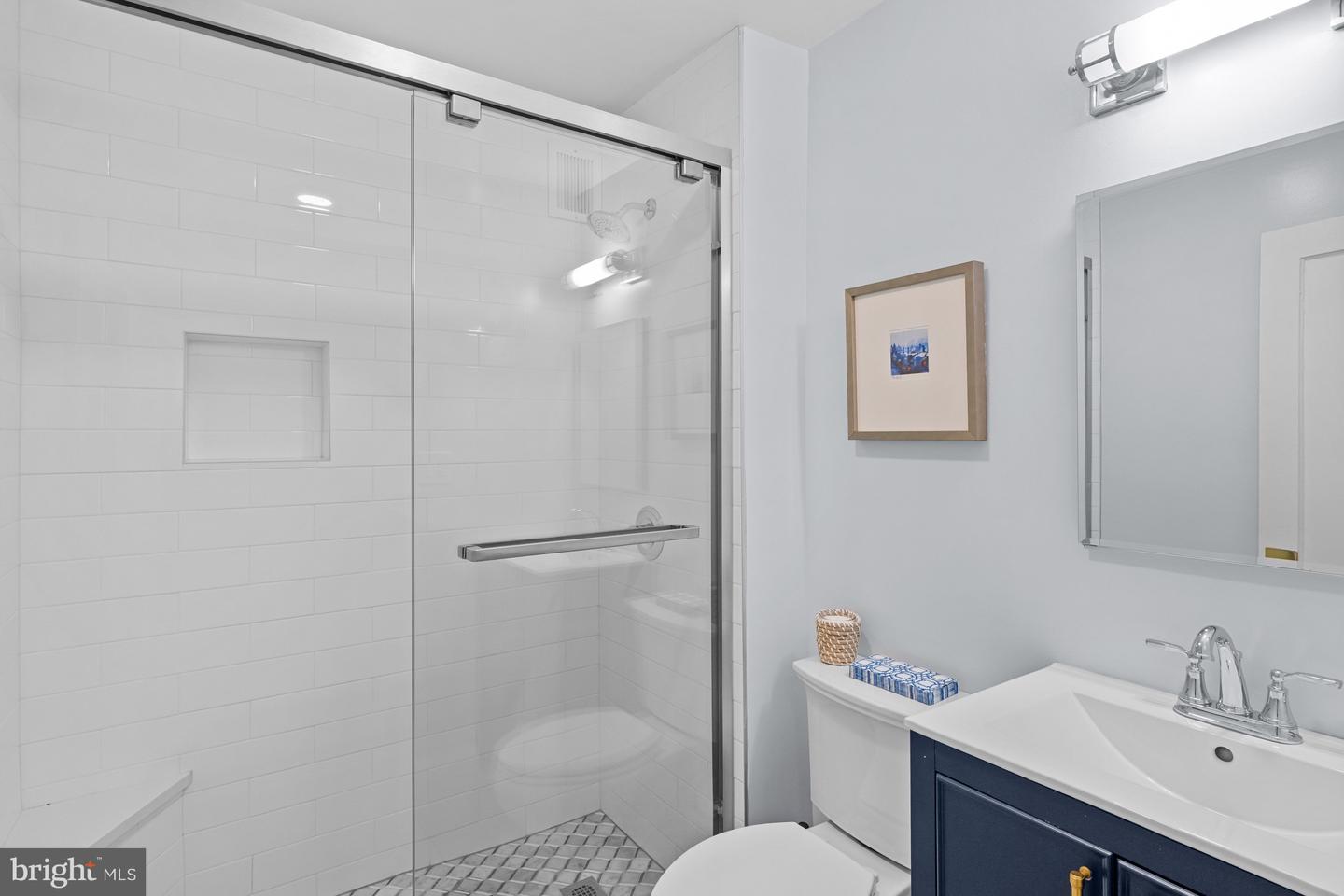 2010 Kalorama Rd Nw #202 Property Photo 14