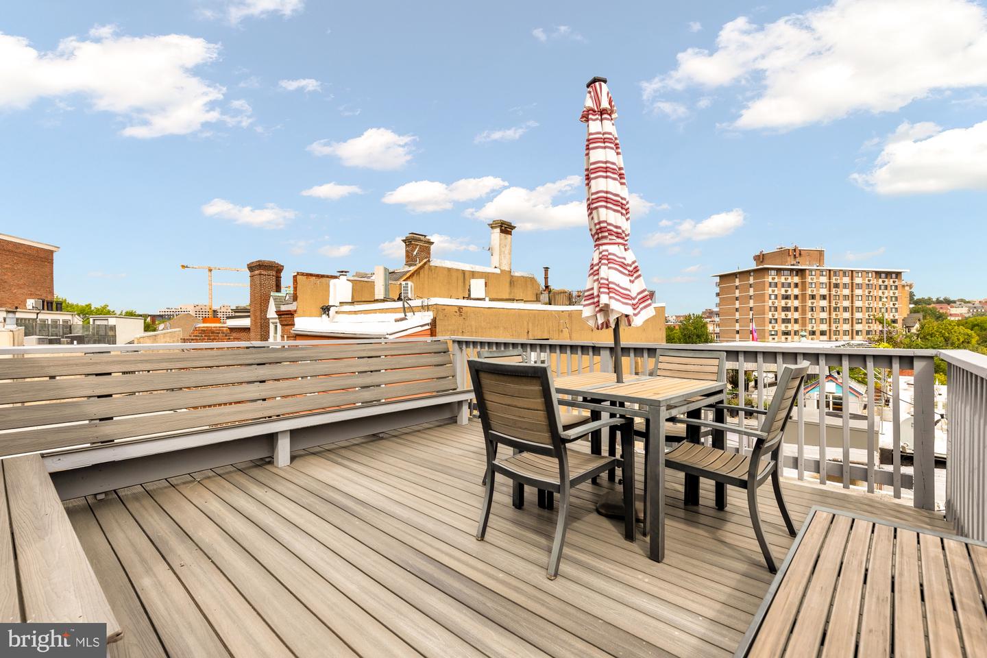 1726 17th St Nw #102 Property Photo 12