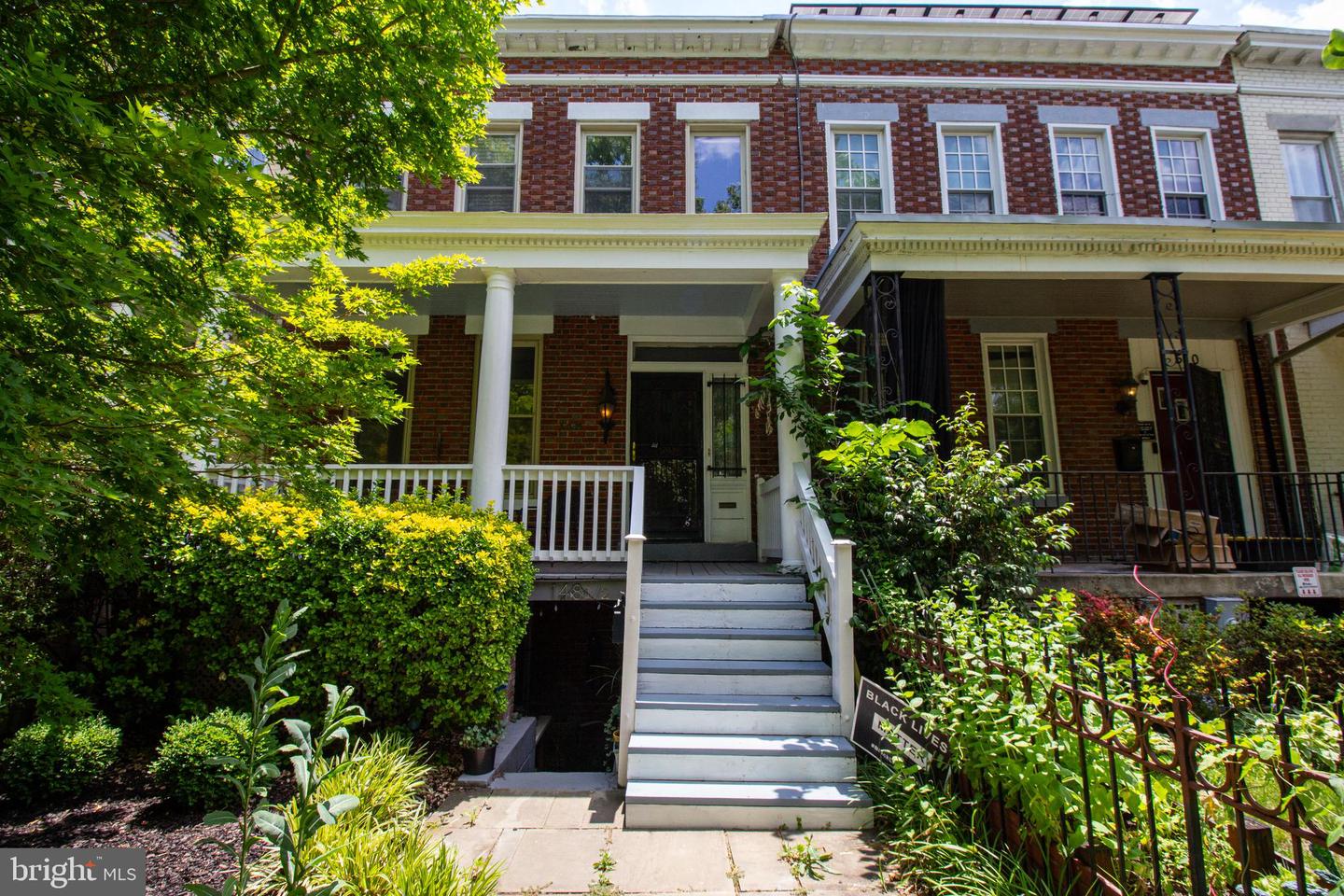 148 ADAMS ST NW Property Photo 1