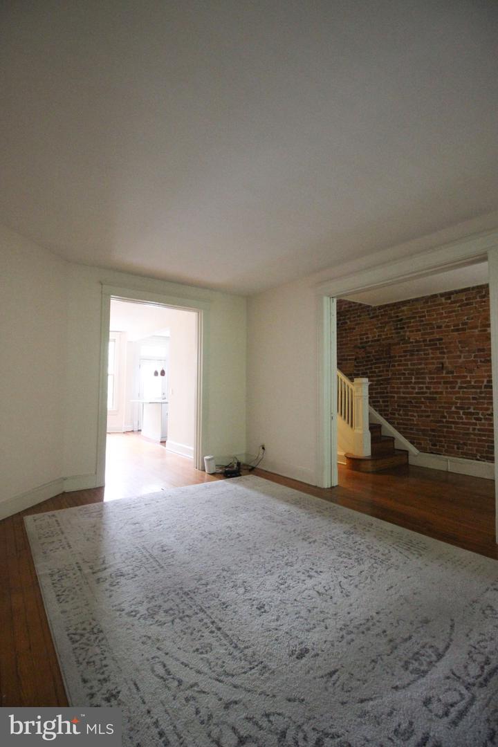 148 Adams St Nw Property Photo 4