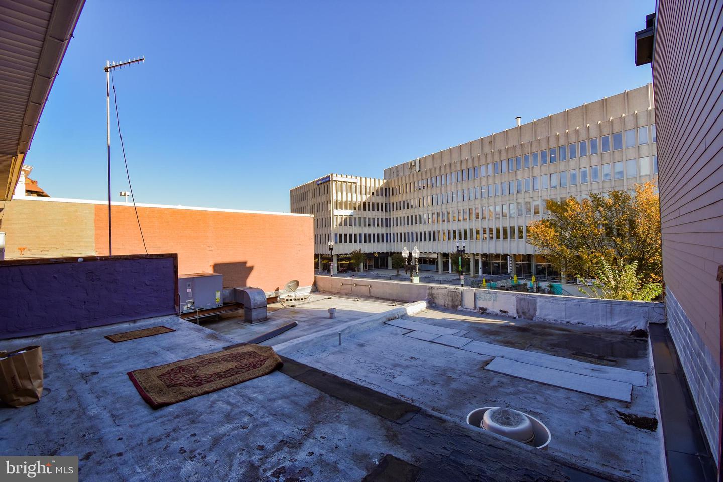2216 Wisconsin Ave Nw Property Photo 13