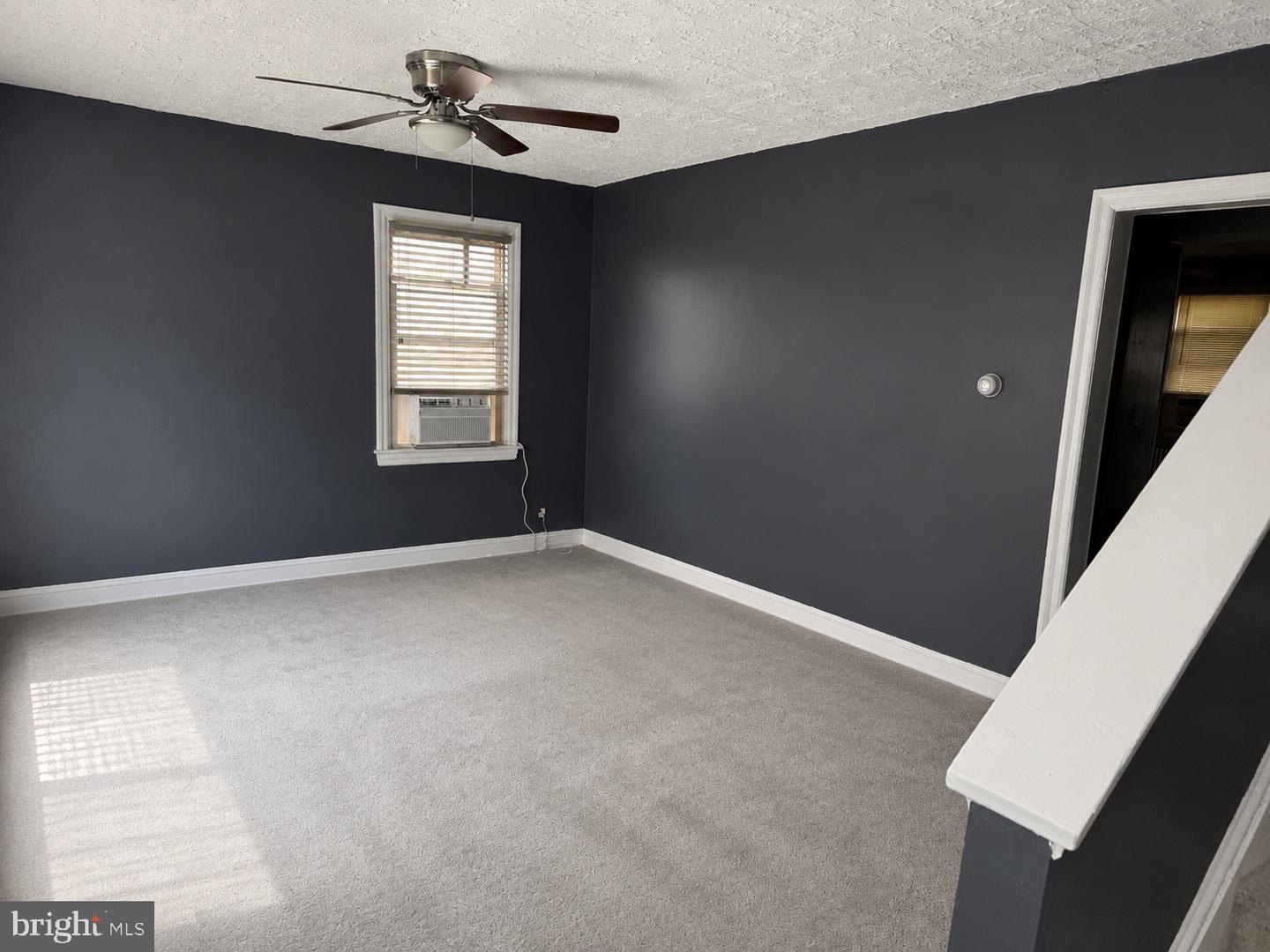 4212 Clay St Ne Property Photo 5
