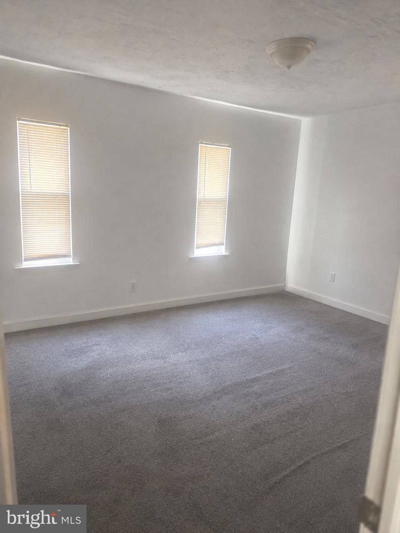4212 Clay St Ne Property Photo 21