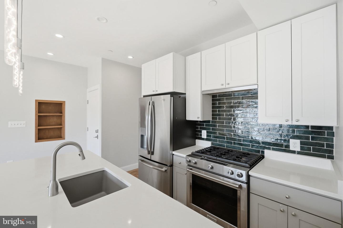 1263 Owen Pl Ne #2 Property Photo 8