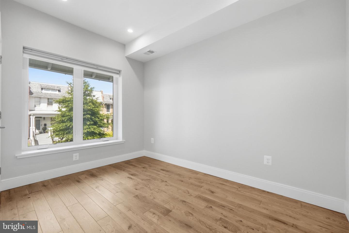 1263 Owen Pl Ne #2 Property Photo 17