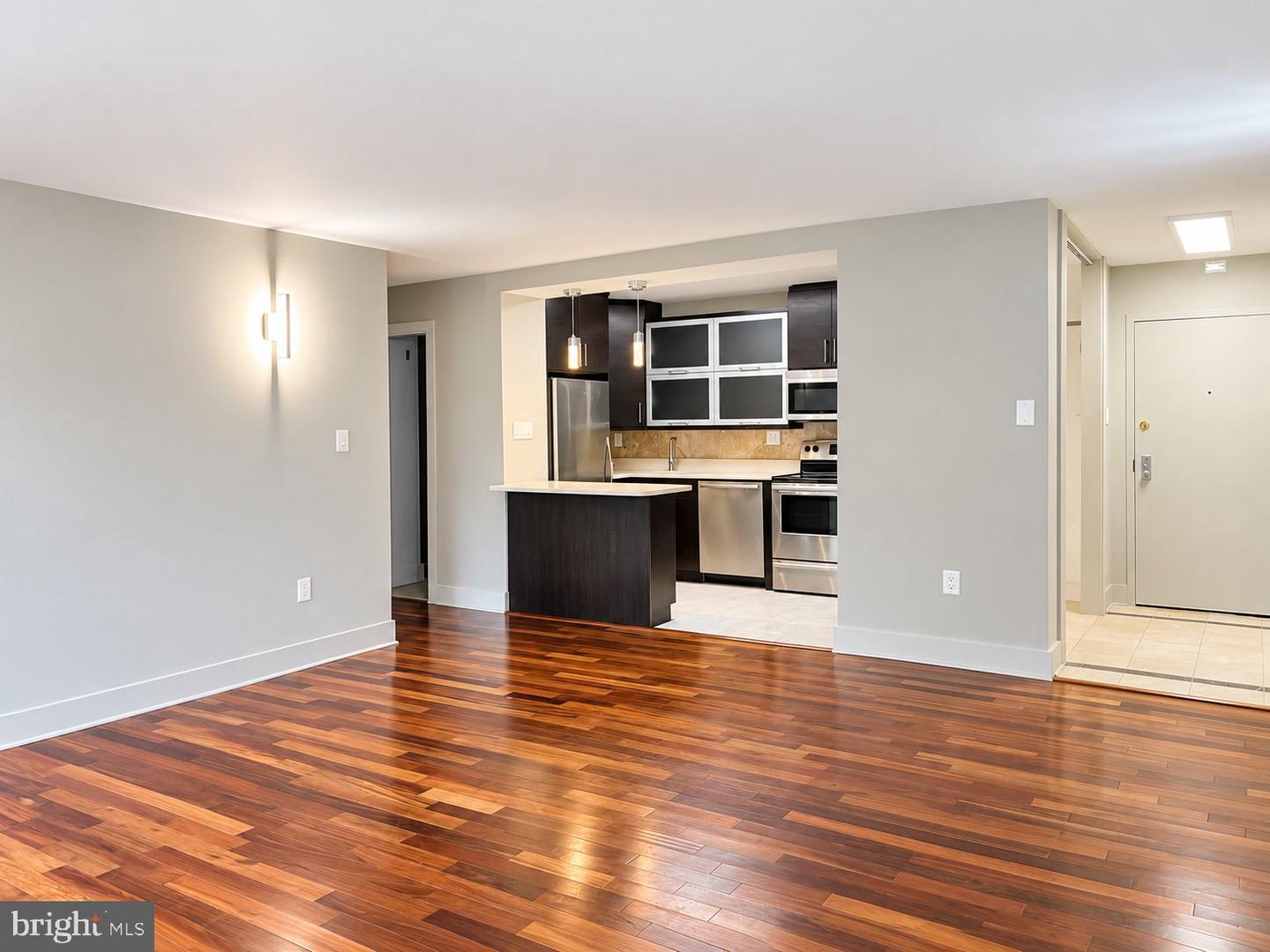 1325 18th St Nw #605 Property Photo 5