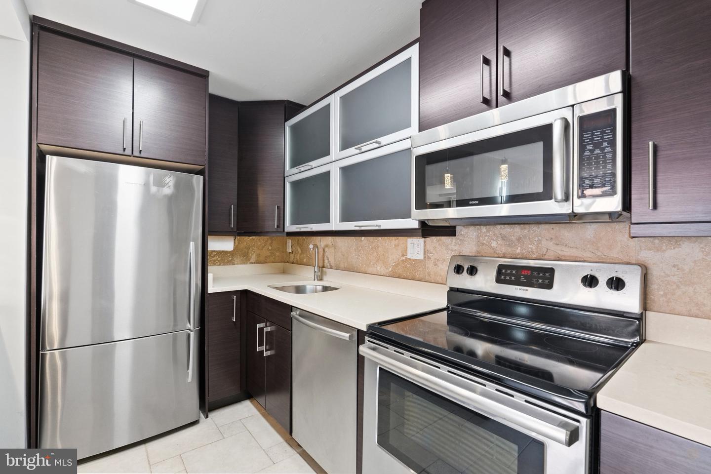 1325 18th St Nw #605 Property Photo 17