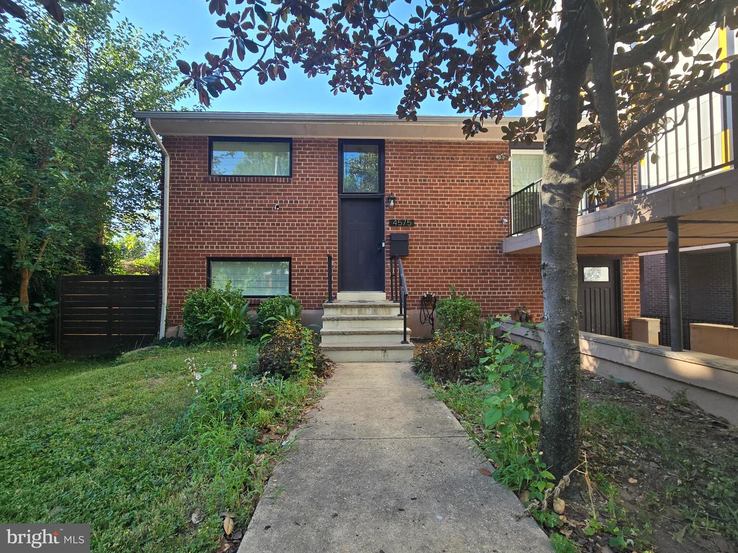 4575 BLAINE ST NE Property Photo 1