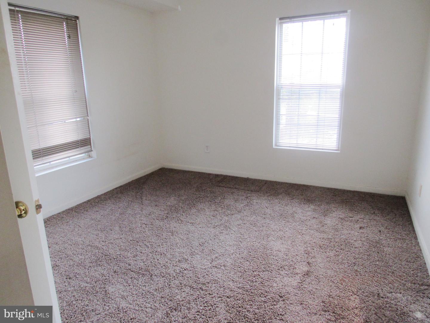 223 56th Pl Ne Property Photo 17